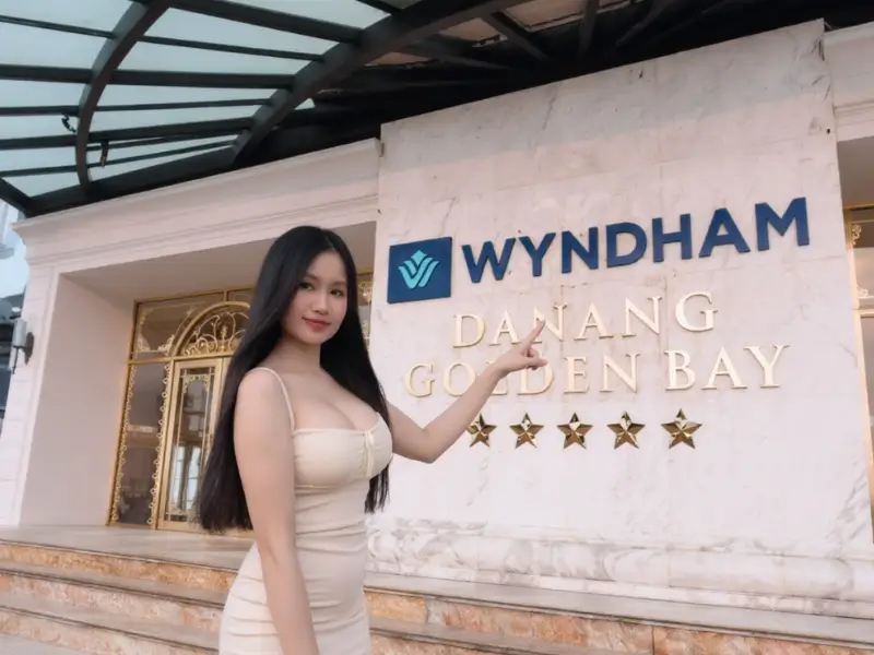 wyndham-danang-golden-bay-hotel-exterior-da-nang